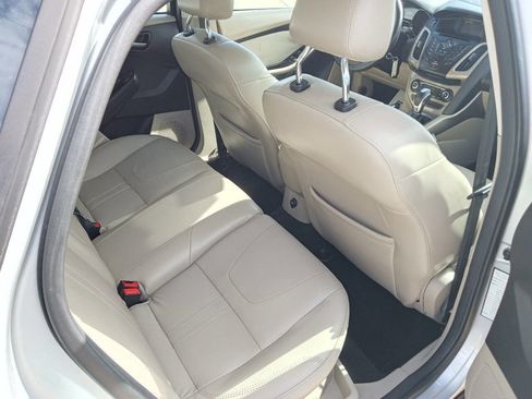 Used 2012 Ford Focus SEL image 11