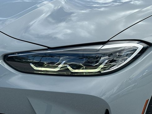 Used 2022 BMW M4 xDrive Competition w/ Executive Package image 33