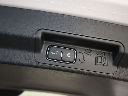 New 2025 Ford Explorer Platinum w/ Ultimate Package image 9