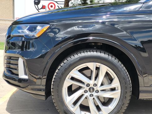 Used 2023 Audi Q7 2.0T Premium Plus AWD/4WD image 7