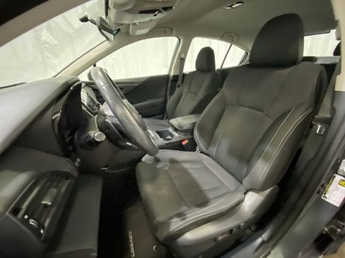 Used 2022 Subaru Legacy Premium image 10