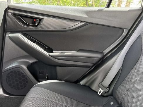 Used 2023 Subaru Crosstrek 2.0i AWD/4WD image 18