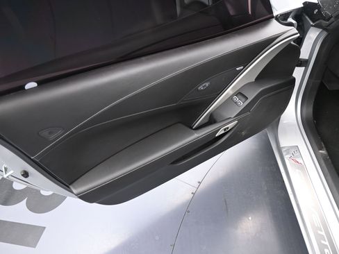 Used 2016 Chevrolet Corvette Stingray Coupe w/ Carbon Flash Badge Package image 13