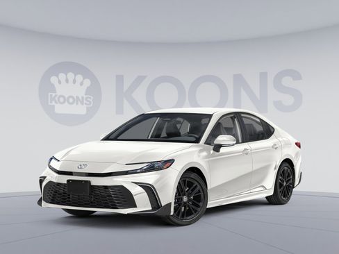 New 2026 Toyota Camry SE image 1