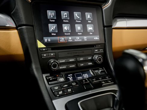 Used 2018 Porsche 911 Turbo image 14