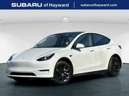 Used 2024 Tesla Model Y Long Range image 1