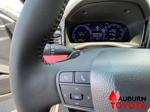 New 2026 Toyota Camry XSE AWD/4WD image 32