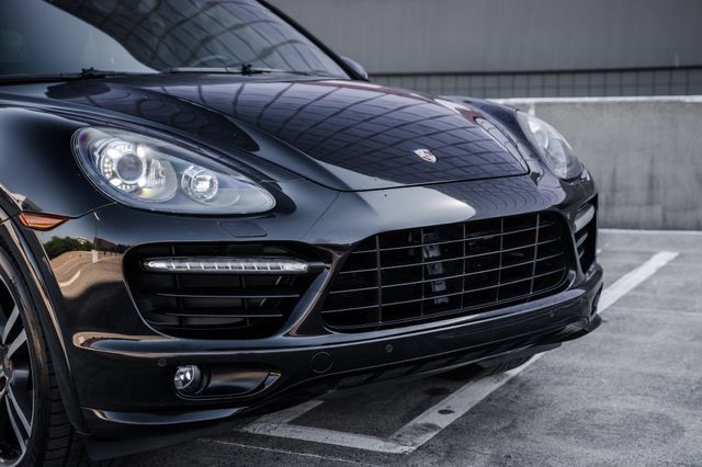 Used 2014 Porsche Cayenne GTS AWD/4WD image 56