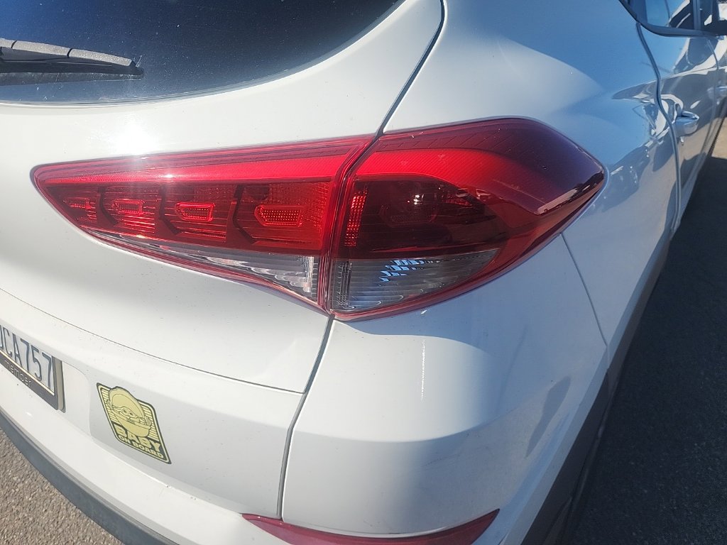 Used 2017 Hyundai Tucson SE w/ Cargo Package FWD image 13