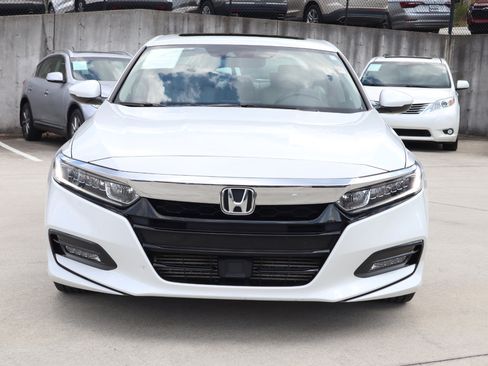 Used 2018 Honda Accord EX-L image 10