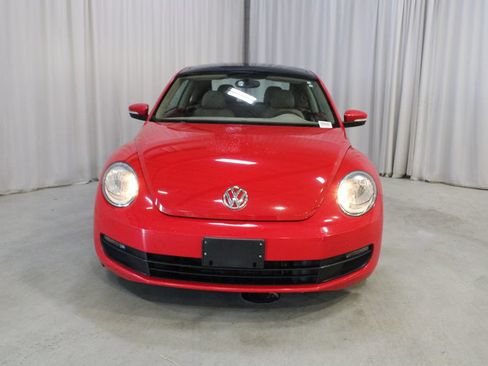 Used 2012 Volkswagen Beetle 2.5 FWD image 34