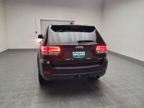 Used 2021 Jeep Grand Cherokee Laredo RWD image 6