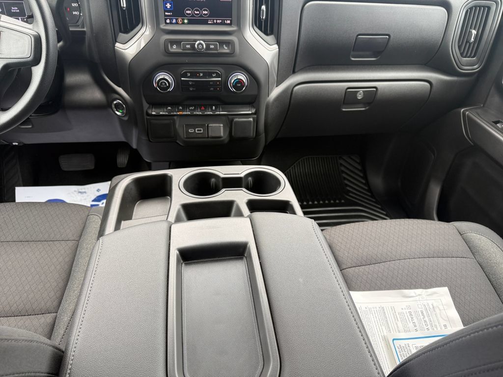 Used 2026 Chevrolet Silverado 1500 Custom AWD/4WD image 11