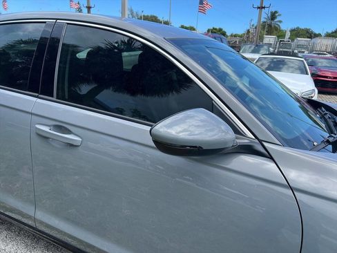 Used 2025 Honda Accord EX-L image 15