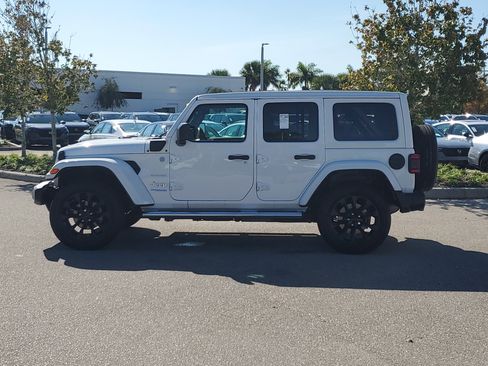 Used 2021 Jeep Wrangler Unlimited Sahara w/ Safety Group image 7