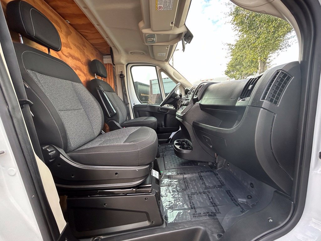 Used 2021 RAM ProMaster 2500 w/ Convenience Group FWD image 22