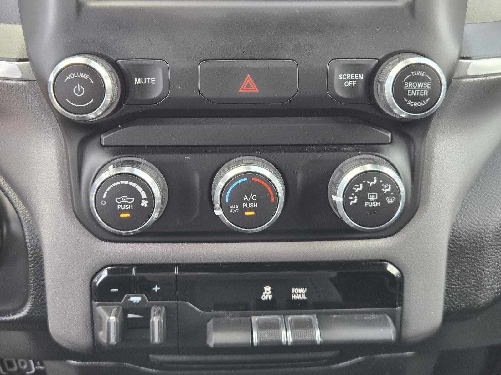 Used 2022 RAM 1500 Big Horn RWD image 14