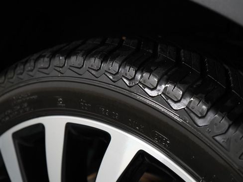 Used 2019 Lincoln Nautilus Black Label AWD/4WD image 49