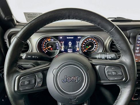 Used 2021 Jeep Wrangler Unlimited Sport AWD/4WD image 12