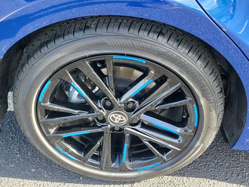 Certified 2025 Toyota Camry SE FWD image 10