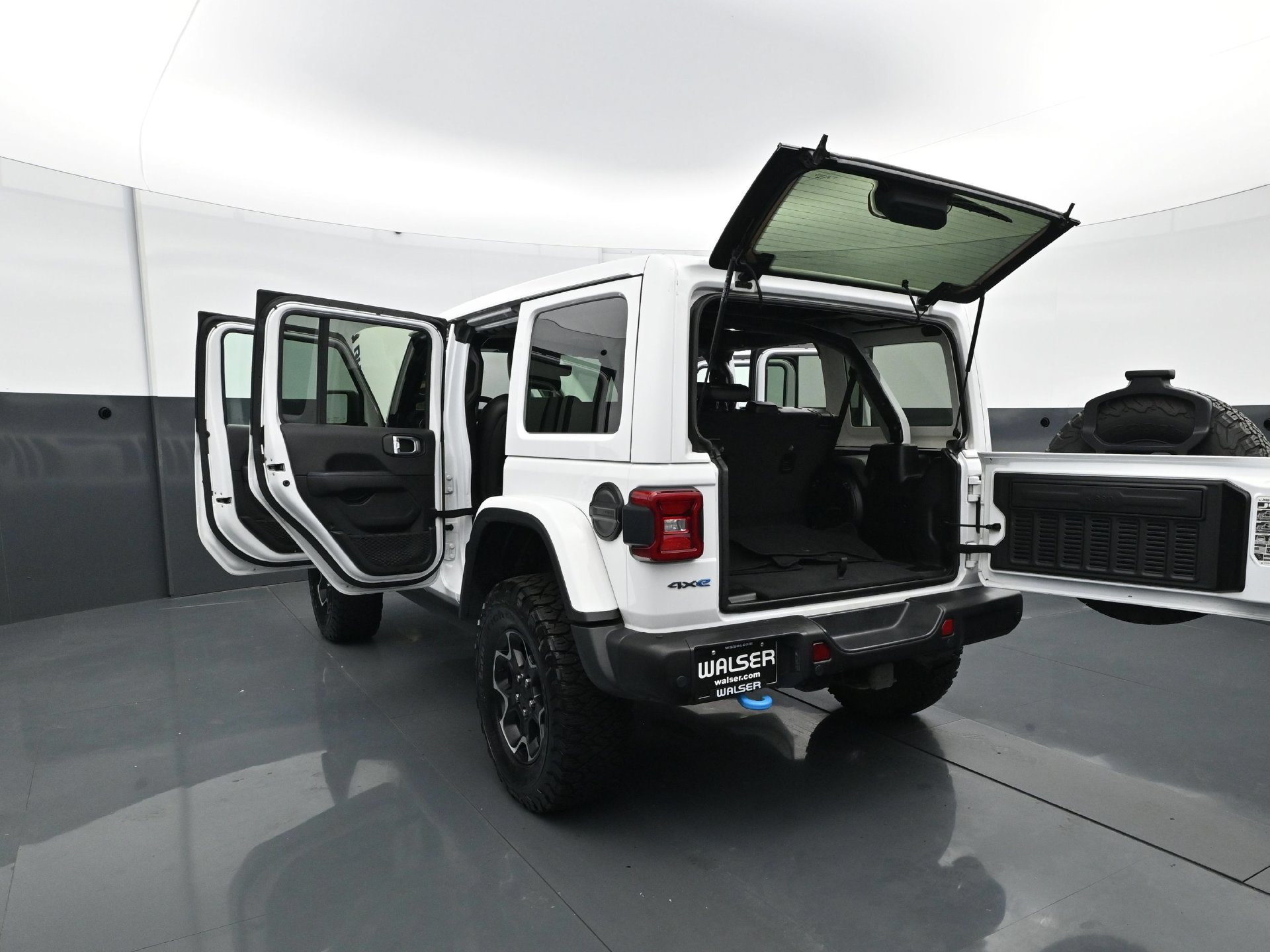 Used 2021 Jeep Wrangler Unlimited Rubicon 4xe w/ Steel Bumper Group AWD/4WD image 30