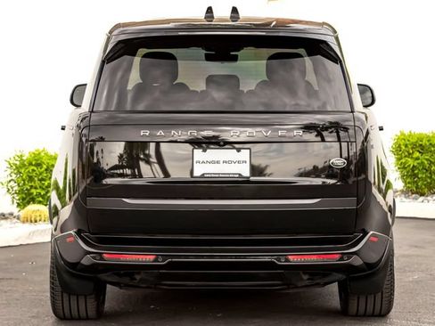 Certified 2023 Land Rover Range Rover Long Wheelbase SE AWD/4WD image 8