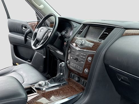 Used 2019 Nissan Armada SL image 5