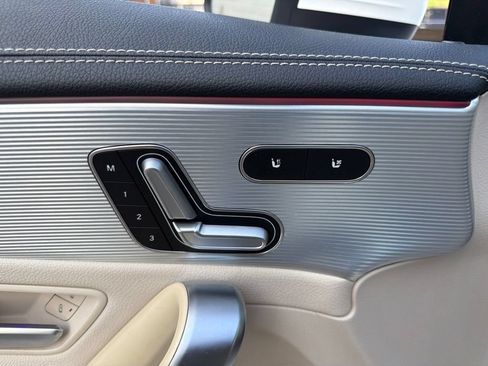 Used 2020 Mercedes-Benz CLA 250 image 26