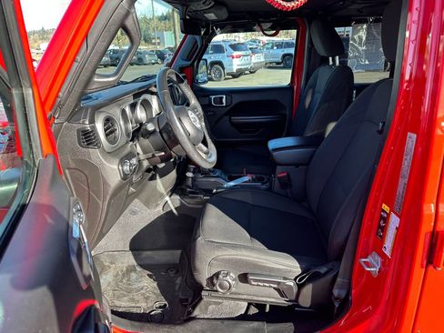 Used 2021 Jeep Wrangler Unlimited Sport image 13