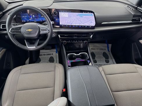 Used 2025 Chevrolet Traverse LT w/ LPO, Floor Liner Package AWD/4WD image 24