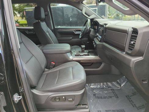 Used 2024 Chevrolet Silverado 1500 LTZ w/ LTZ Convenience Package II RWD image 25
