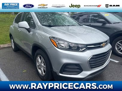 Used 2020 Chevrolet Trax LS w/ Tint and Cruise Package