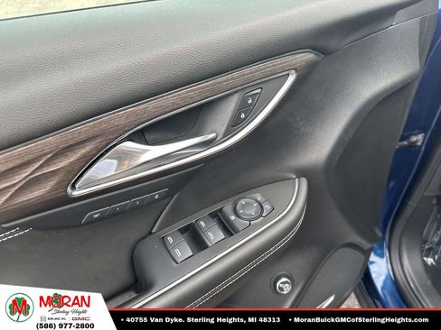 Used 2023 Buick Envision Avenir AWD/4WD image 19