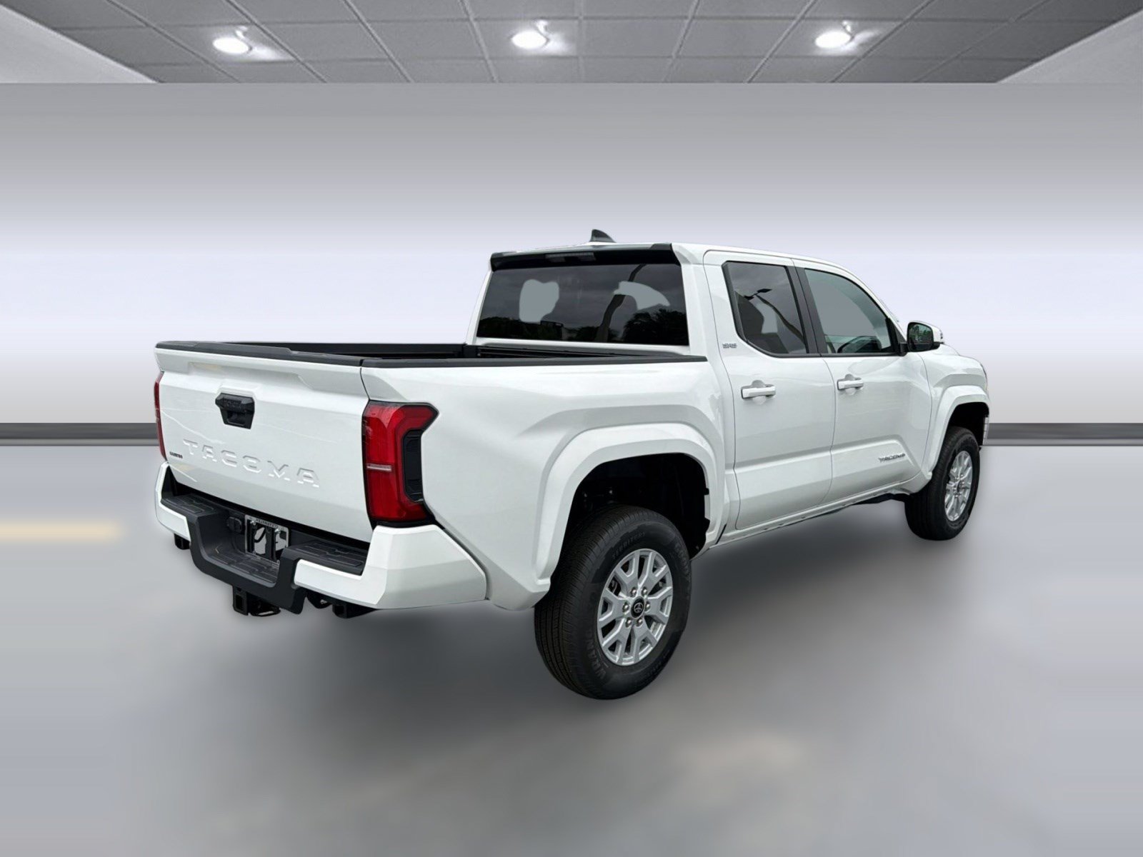 Used 2026 Toyota Tacoma SR5 RWD image 9