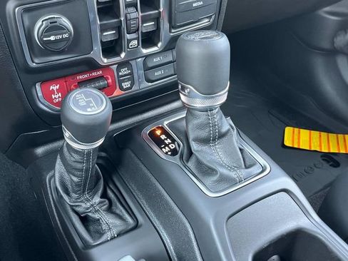 New 2025 Jeep Wrangler Unlimited Rubicon 392 AWD/4WD image 18