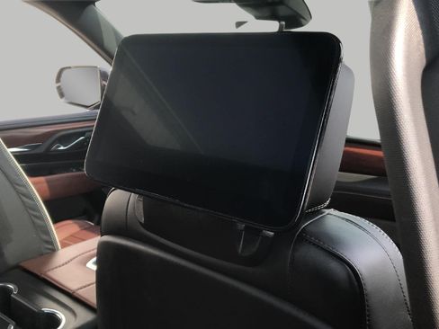 Certified 2023 GMC Yukon Denali Ultimate AWD/4WD image 45