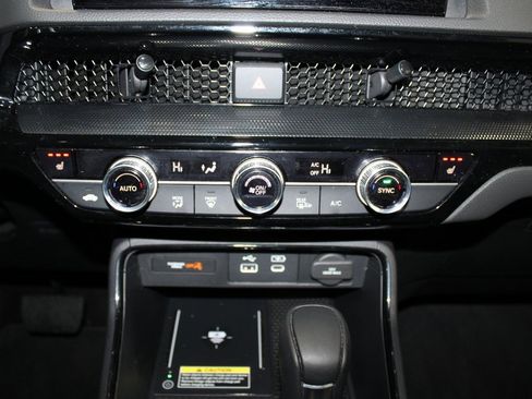 Used 2024 Honda CR-V EX-L image 31