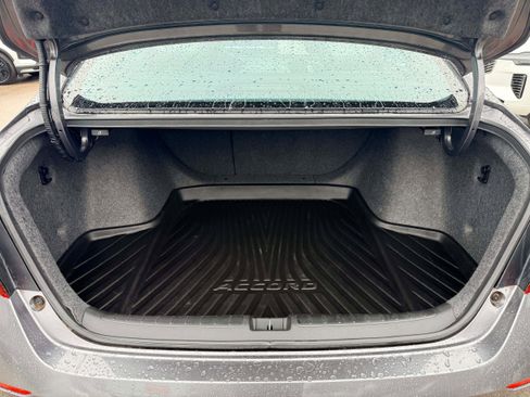 Used 2018 Honda Accord EX-L image 24