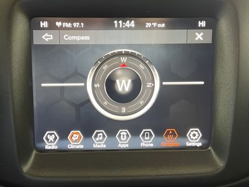 Used 2020 Jeep Compass Trailhawk image 20