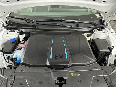 Used 2024 Hyundai Ioniq 5 SEL RWD image 33