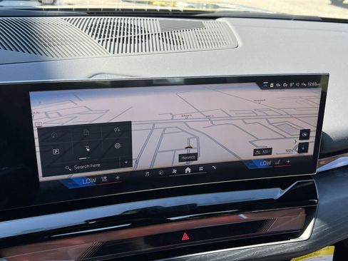 New 2026 BMW i5 eDrive40 w/ M Sport Package image 17