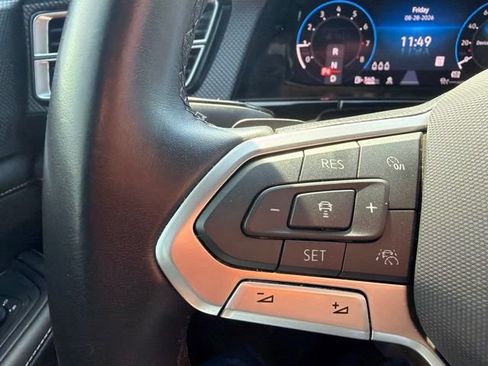 Used 2024 Volkswagen Atlas Cross Sport SEL Premium R-Line AWD/4WD image 19