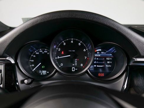 Certified 2023 Porsche Macan image 21