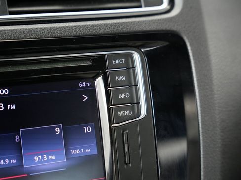 Used 2016 Volkswagen Jetta Sport image 23