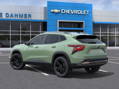 New 2026 Chevrolet Trax ACTIV w/ Driver Confidence Package FWD image 17