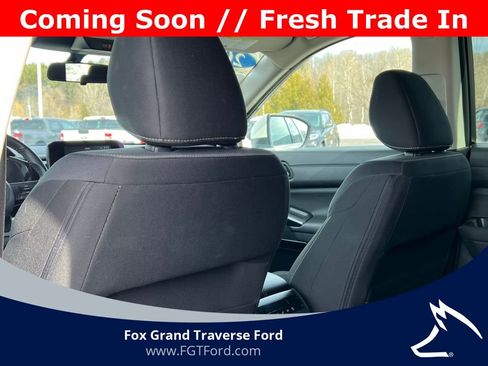 Used 2024 Nissan Pathfinder SV AWD/4WD image 27