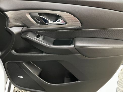 Certified 2023 Chevrolet Traverse Premier w/ LPO, Floor Liner Package image 44