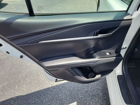 Used 2025 Toyota Camry LE FWD image 16