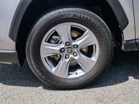 Used 2023 Toyota RAV4 LE image 9