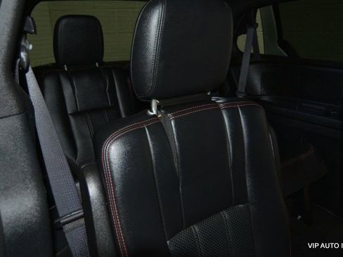 Used 2019 Dodge Grand Caravan GT image 21